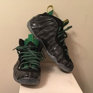 Nike foamposite Oregon Duck